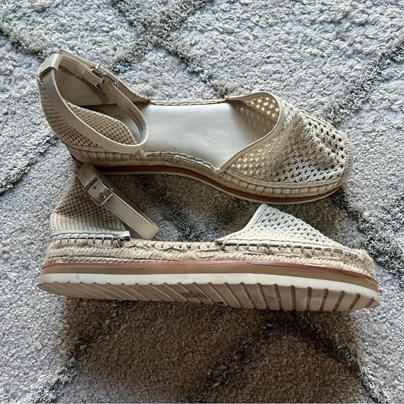 Vince Camuto Binettie Platform Espadrille cream ankle strap 10 - Picture 1 of 10